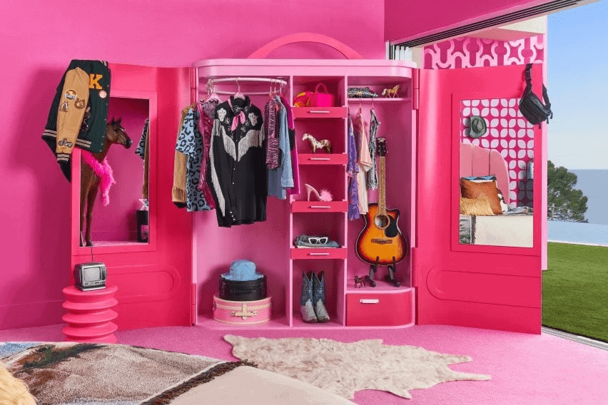 Barbies-Malibu-Dreamhouse-by-Airbnb_dezeen_2364_col_1-852x568-1 O que a casa da Barbie nos ensina sobre projetos com personalidade?